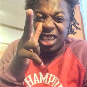 Meet your Posher, Tavares