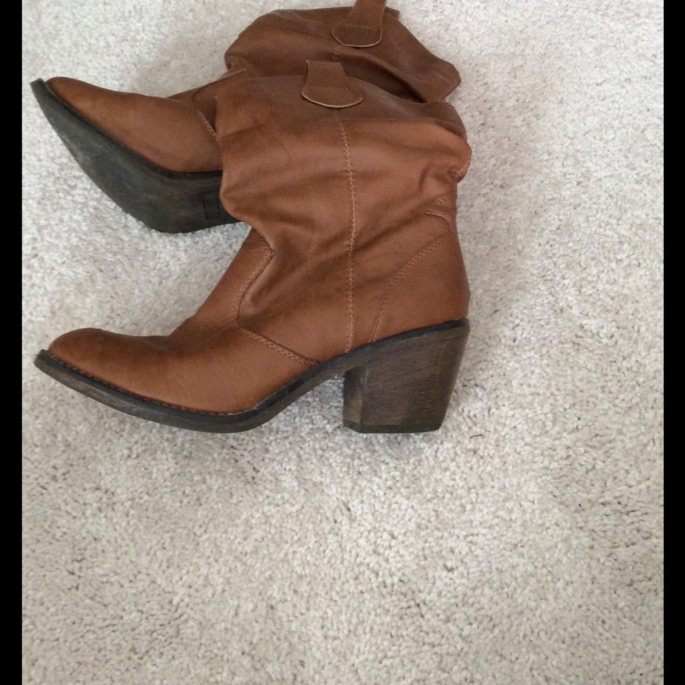 Brown boots