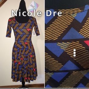 Lularoe nicole dress