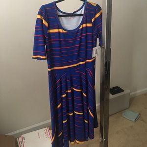 **SOLD** Lularoe nicole dress