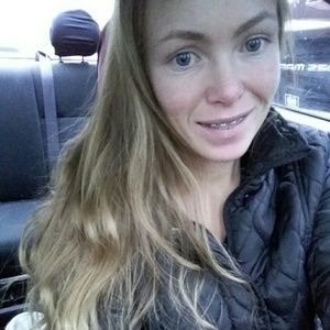 Meet your Posher, Lia