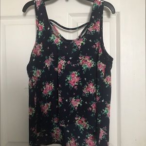 CHARLOTTE RUSSE floral top