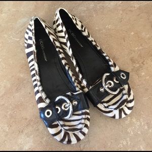 BCBGeneration Zebra flats