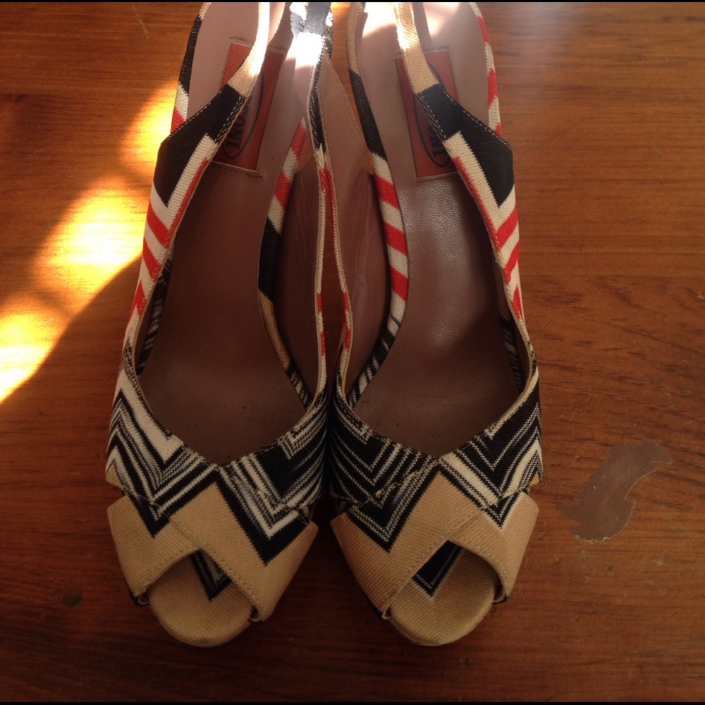 Missoni 100% authentic cork heel & platform