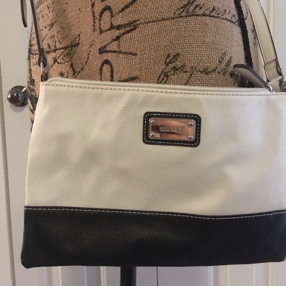 Nine W. black and white purse