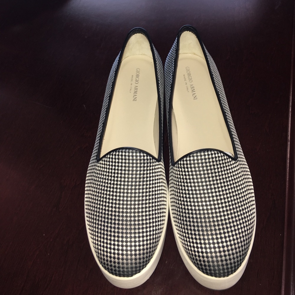 NWT!! 💯 Authentic!!! Giorgio Armani slip ons