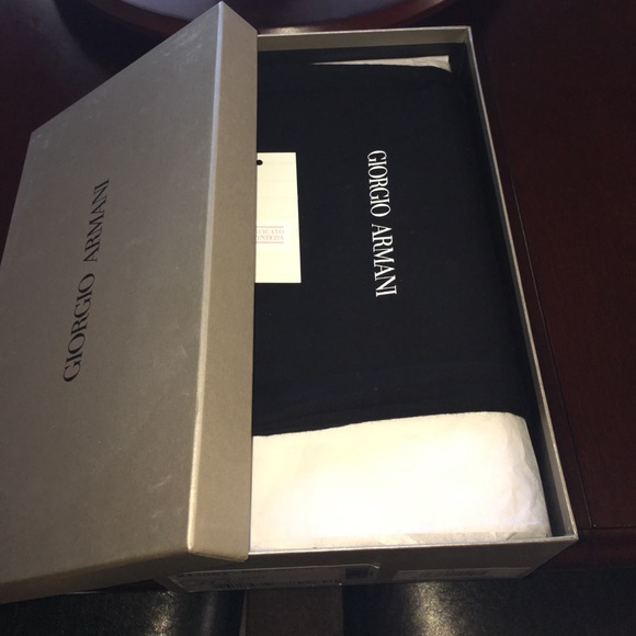 NWT!! 💯 Authentic!!! Giorgio Armani slip ons - Picture 6 of 8