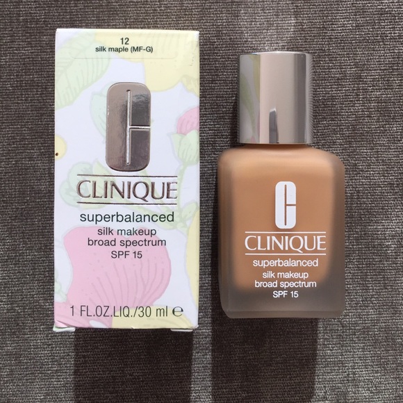 clinique superbalanced silk makeup