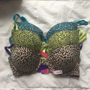 Victoria's Secret Bra Set