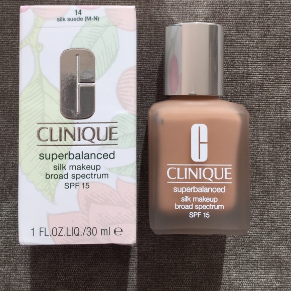 silk suede clinique