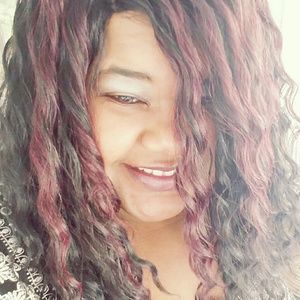 Meet your Posher, Charity