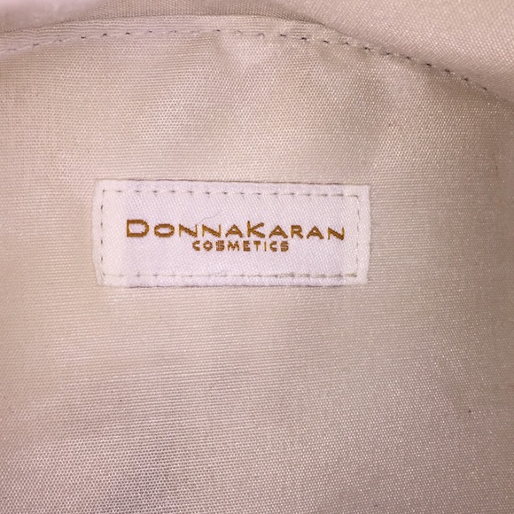 Donna Karan cosmetics bag. 🖤🖤🖤 - Picture 4 of 4