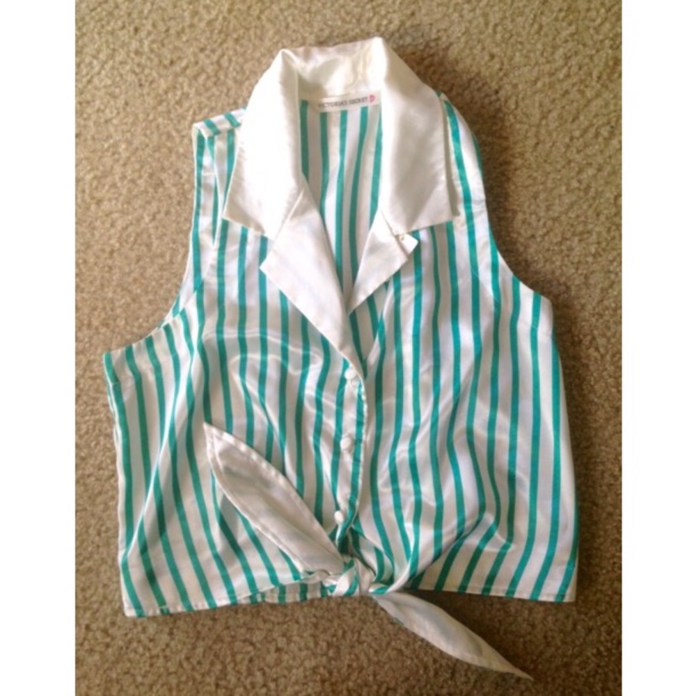 LAST CHANCE! Vintage Victoria Secret Satin Top l