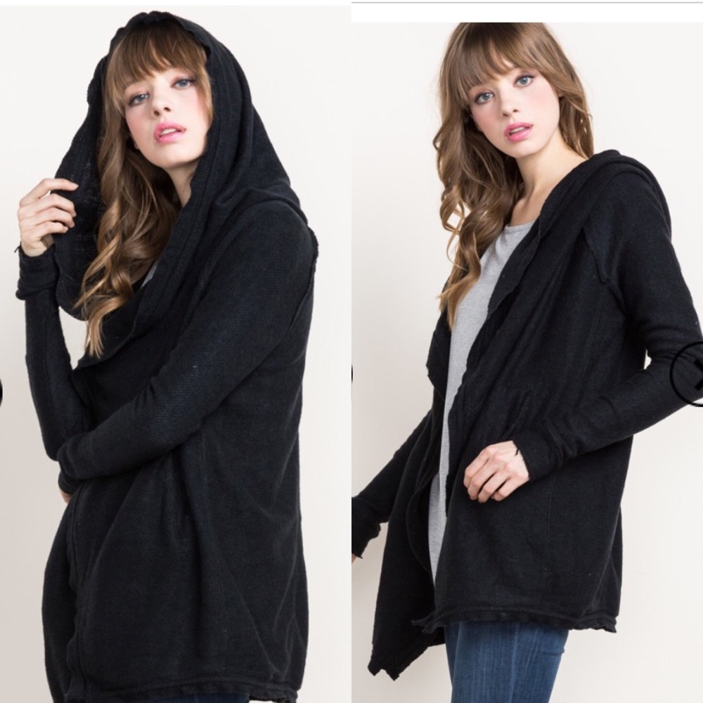 Stylish Black relaxed fit cardigan