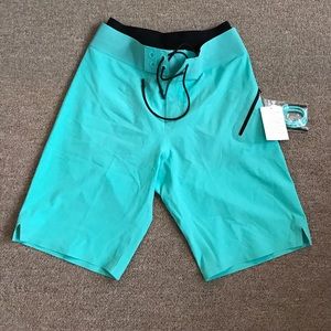Lululemon Men's Bathing Suit Size 30