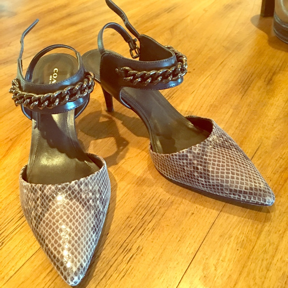 Coach kitten heel