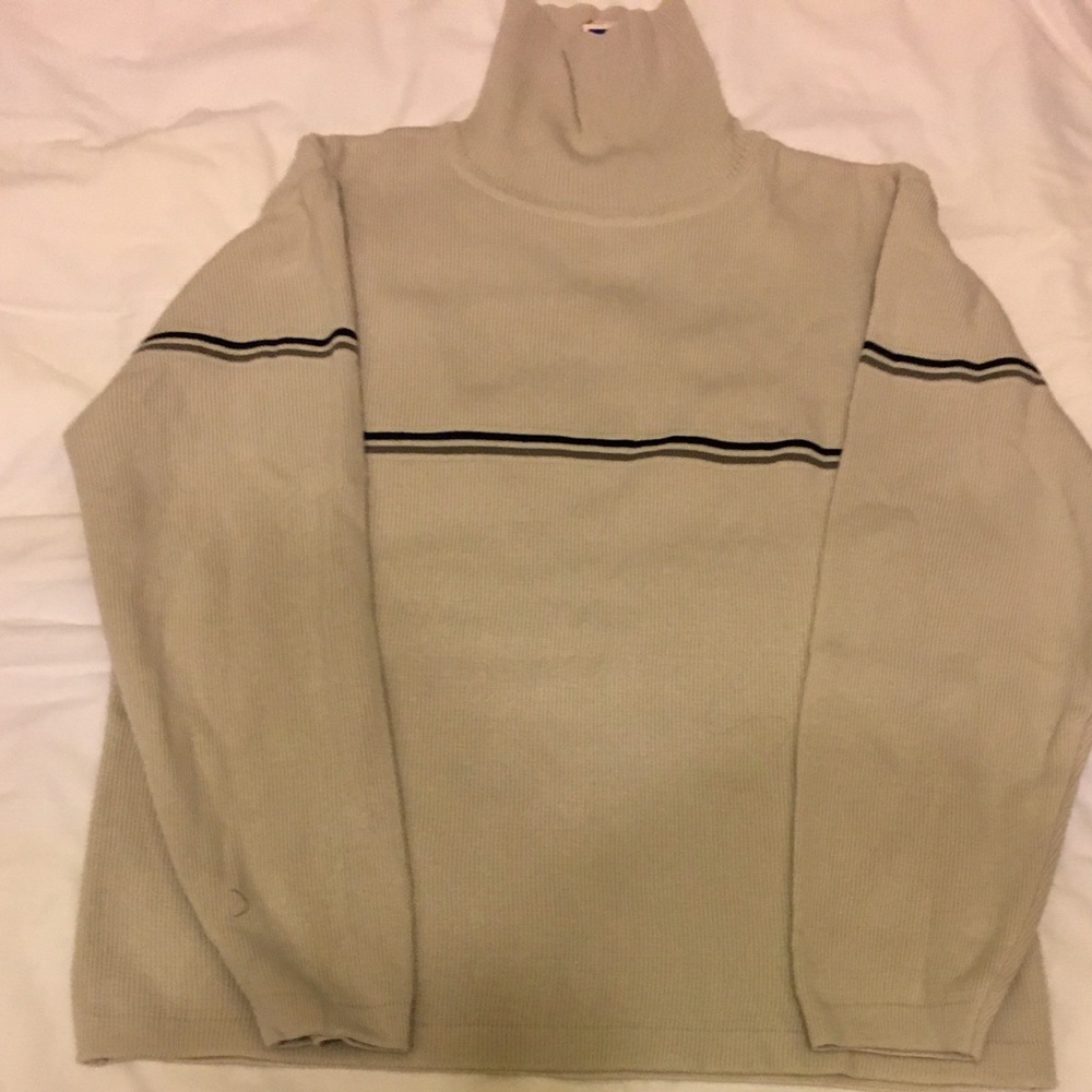 Men's Extreme Gear Acrylic Turtle Neck Size Large