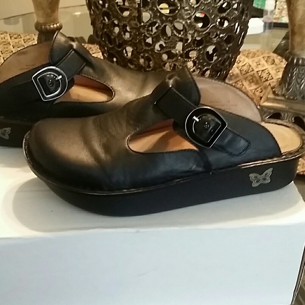 Black Algeria shoes size 38