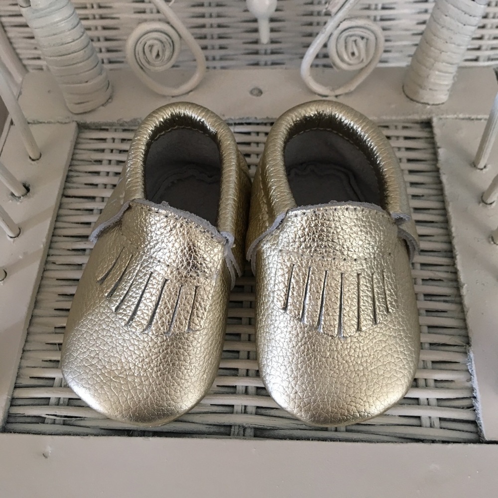 MOC moccs pale gold