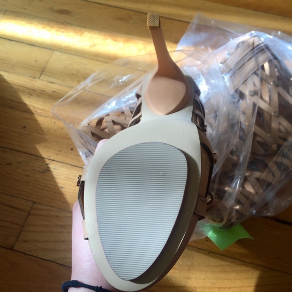 BNWOB Privileged shoes, Fight For It - Picture 4 of 4