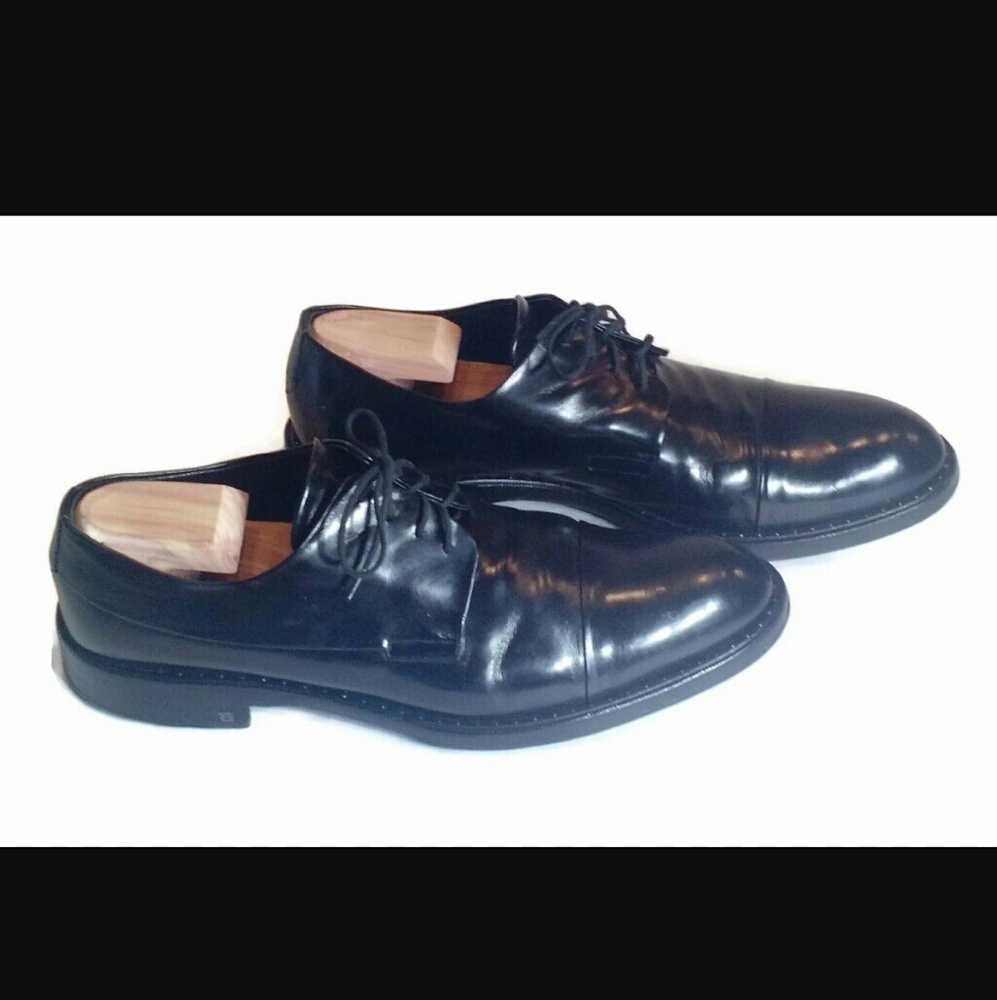 Authentic LV Men's Dress Studded Derby Shoes