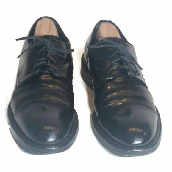 Authentic LV Men\'s Dress Studded Derby Shoes main image 6