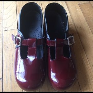 Sanita Clogs❤ Bordeaux red, patent leather