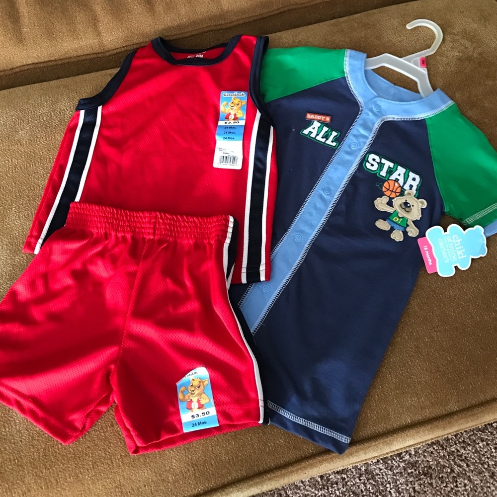 2-Boys 18 months and 24 months shorts outfits
