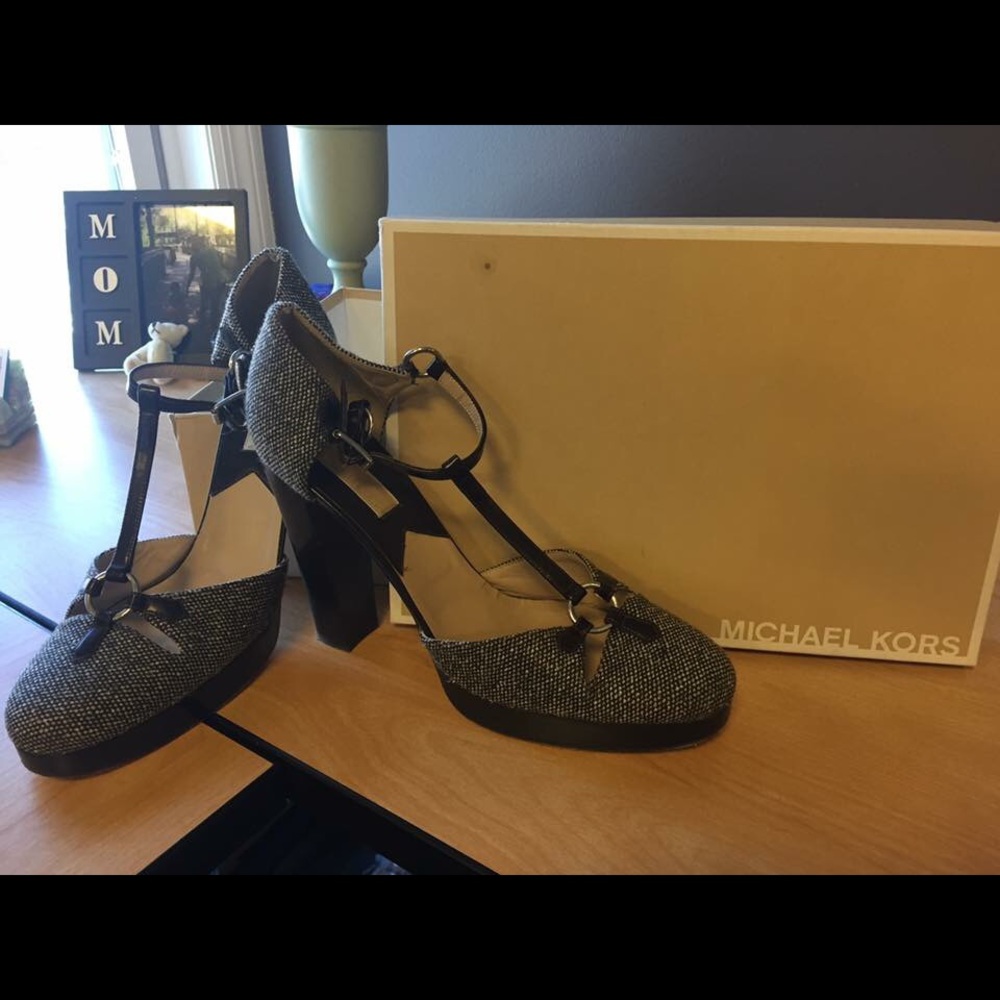 Micheal Kors tweed And leather platform heels