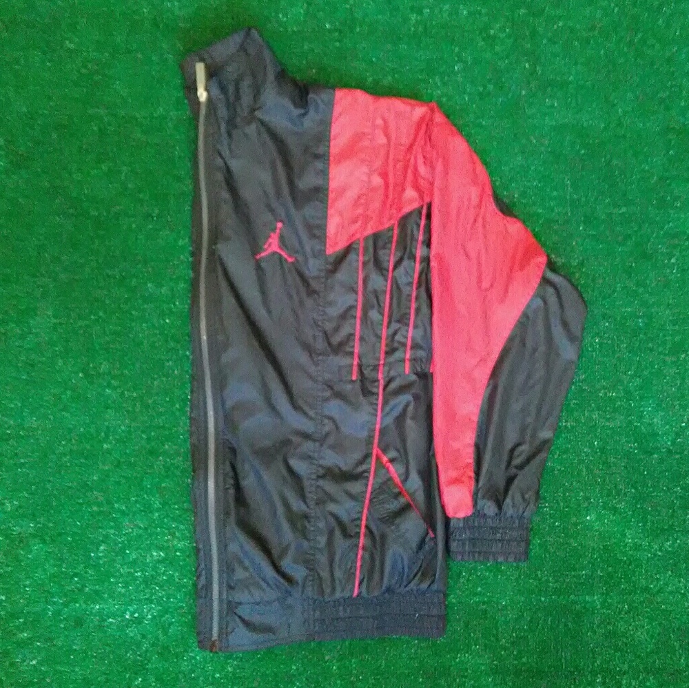 !FINAL PRICE! Jordan Zippered Lightweight Jacket