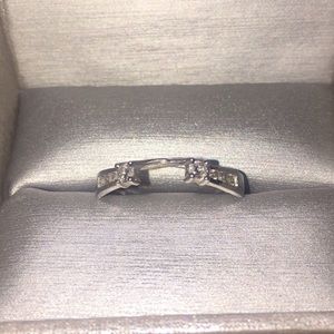 1/4 CT Diamond Solitaire enhancer