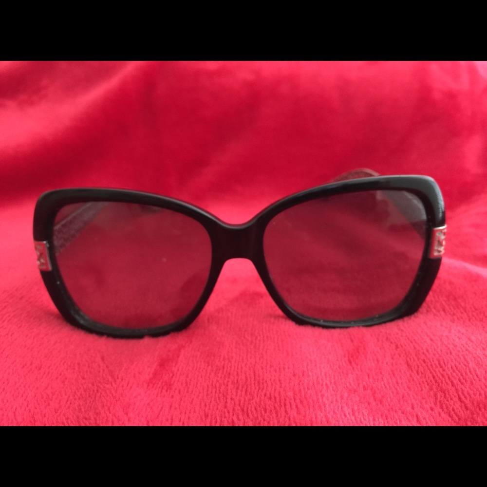 Coach sunglasses Like New! - Picture 2 of 4