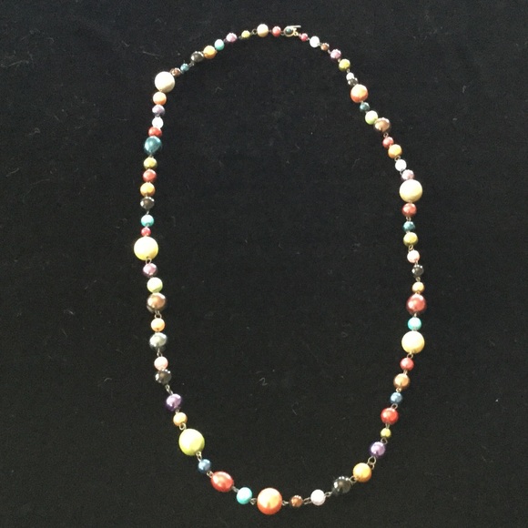 HANDMADE BEAUTIFULLY BEADED NECKLACE FROM ETSY👑 - Picture 3 of 4