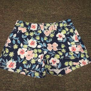 Floral GAP Shorts