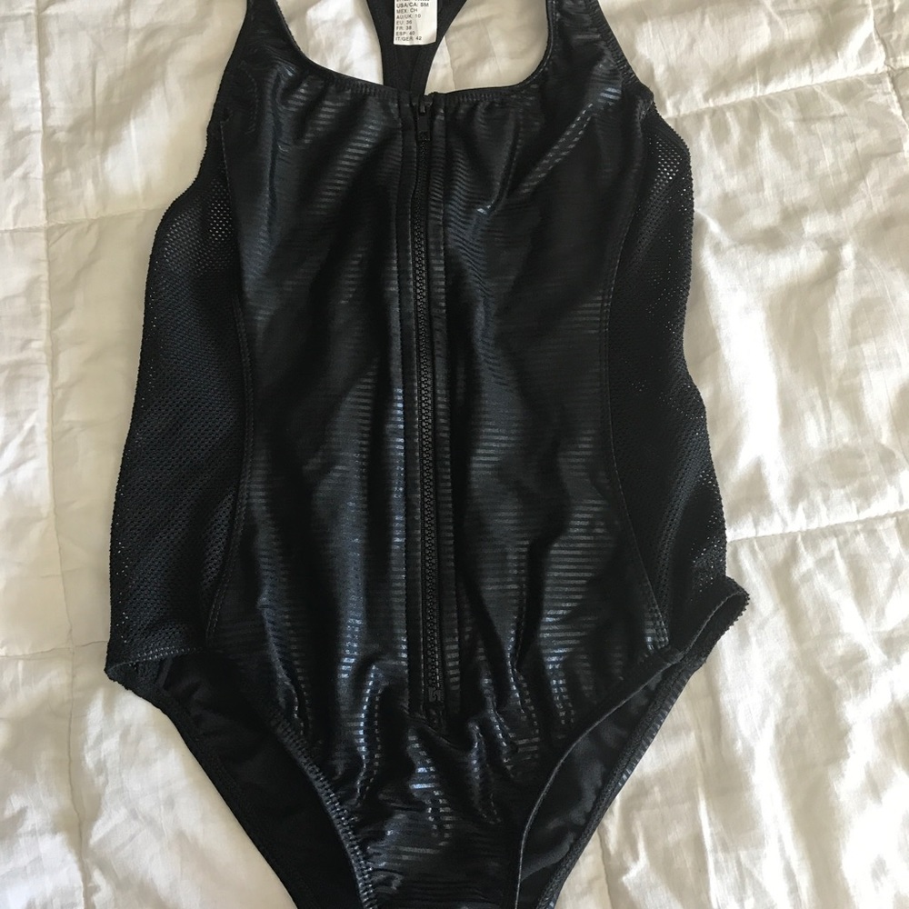 Hurley Modern Rebel One-Piece Swim - Picture 2 of 6