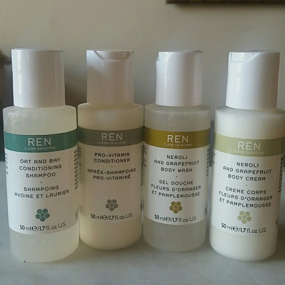 REN travel set