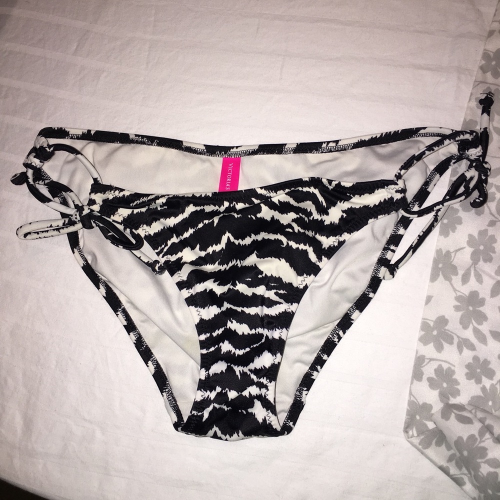 Victoria's Secret bikini bottoms