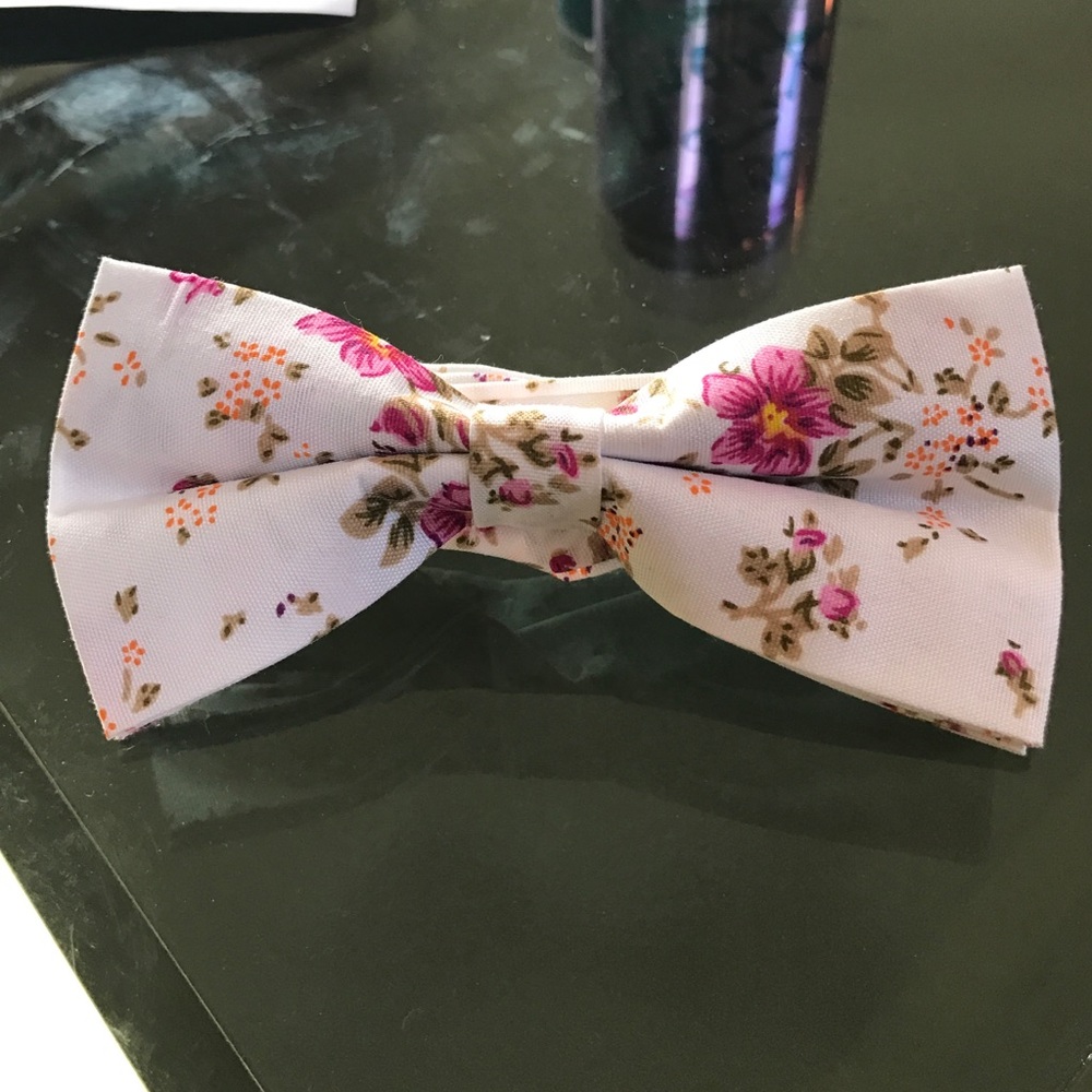 Off white bow tie with pink Floral Design