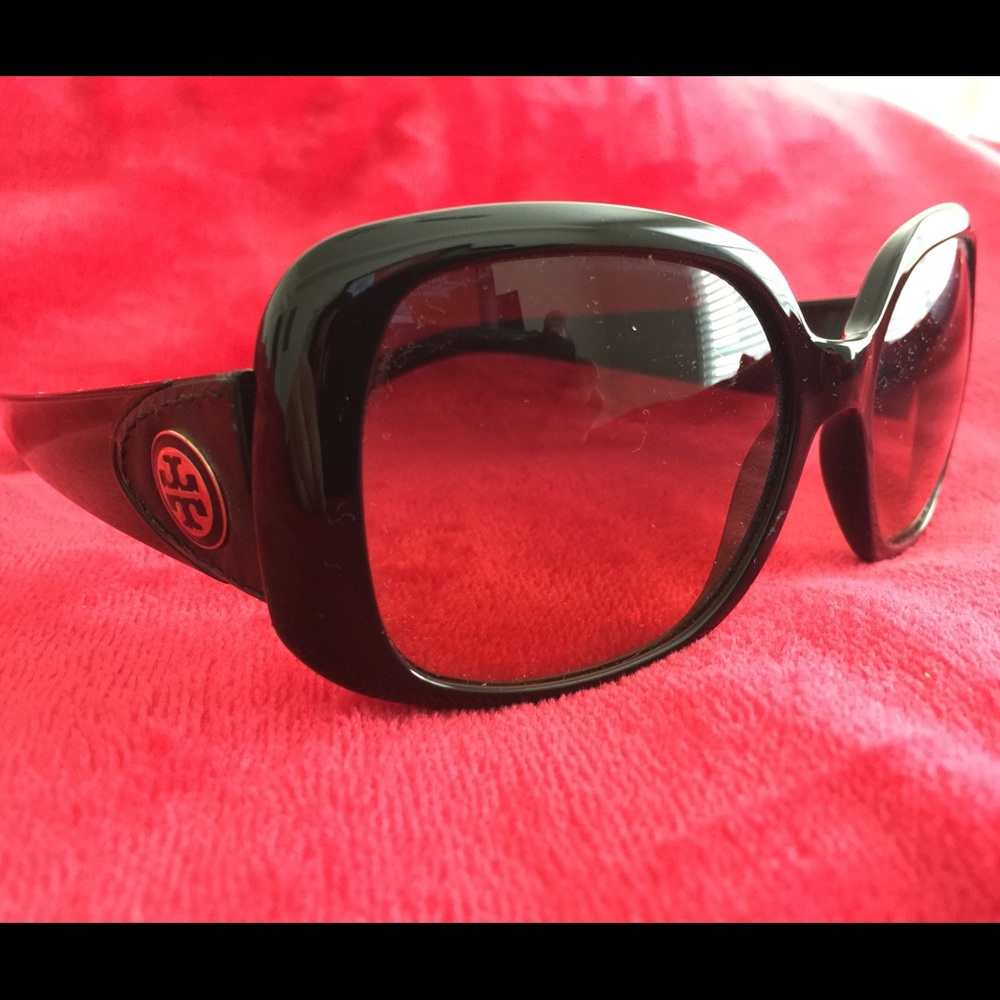 Tory Burch sunglasses like new!