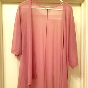 Small LulaRoe Lindsay kimono, rose color