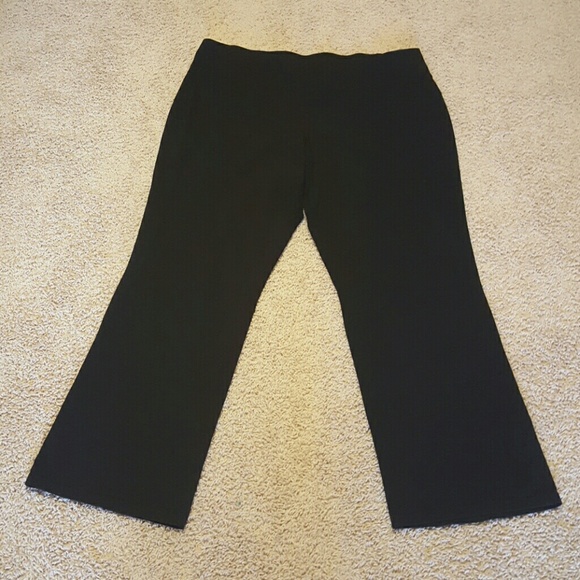 Livi Active Yoga Pant by Lane Bryant - 26/28 Long - Picture 1 of 4