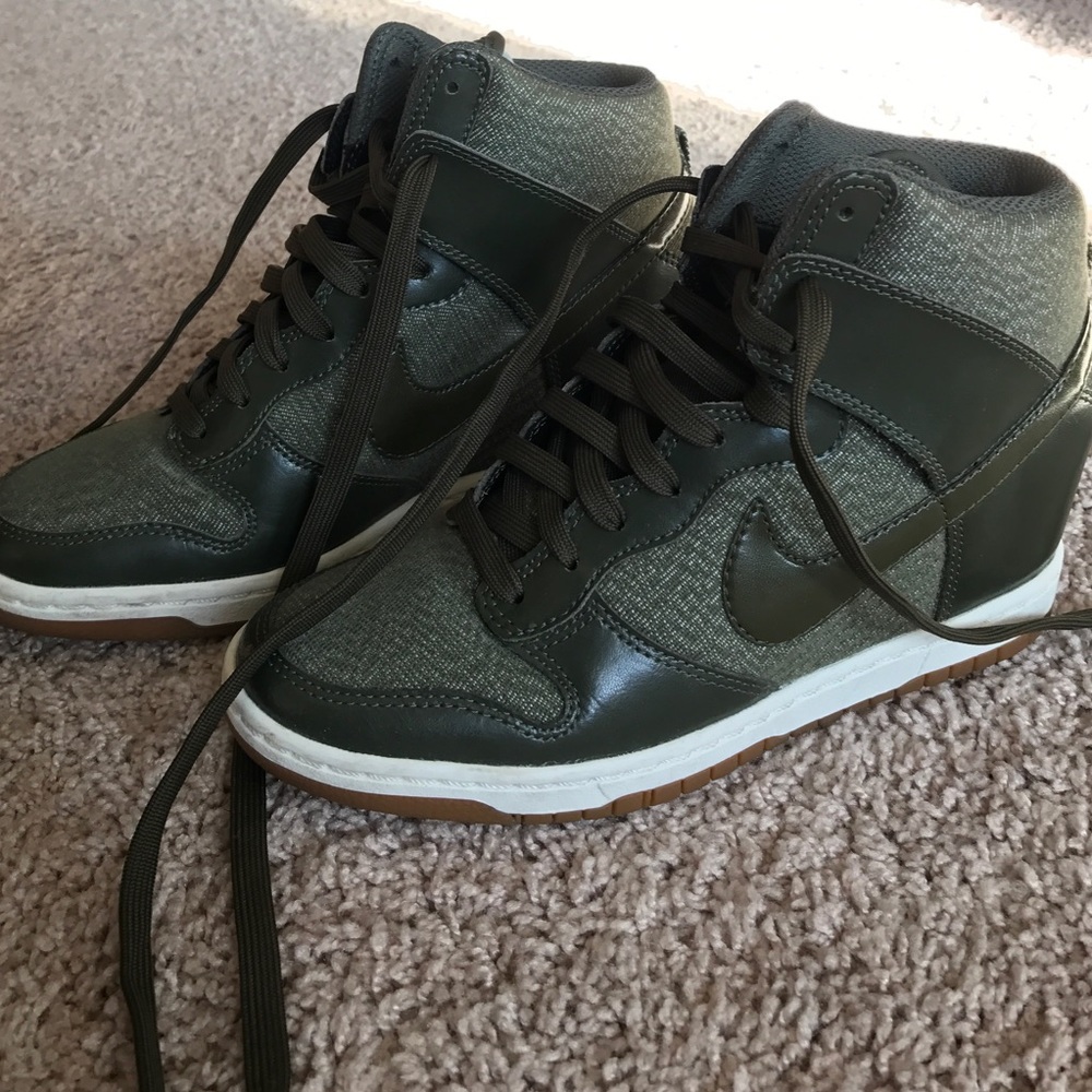 Olive Green Nike Dunk Sky-Hi