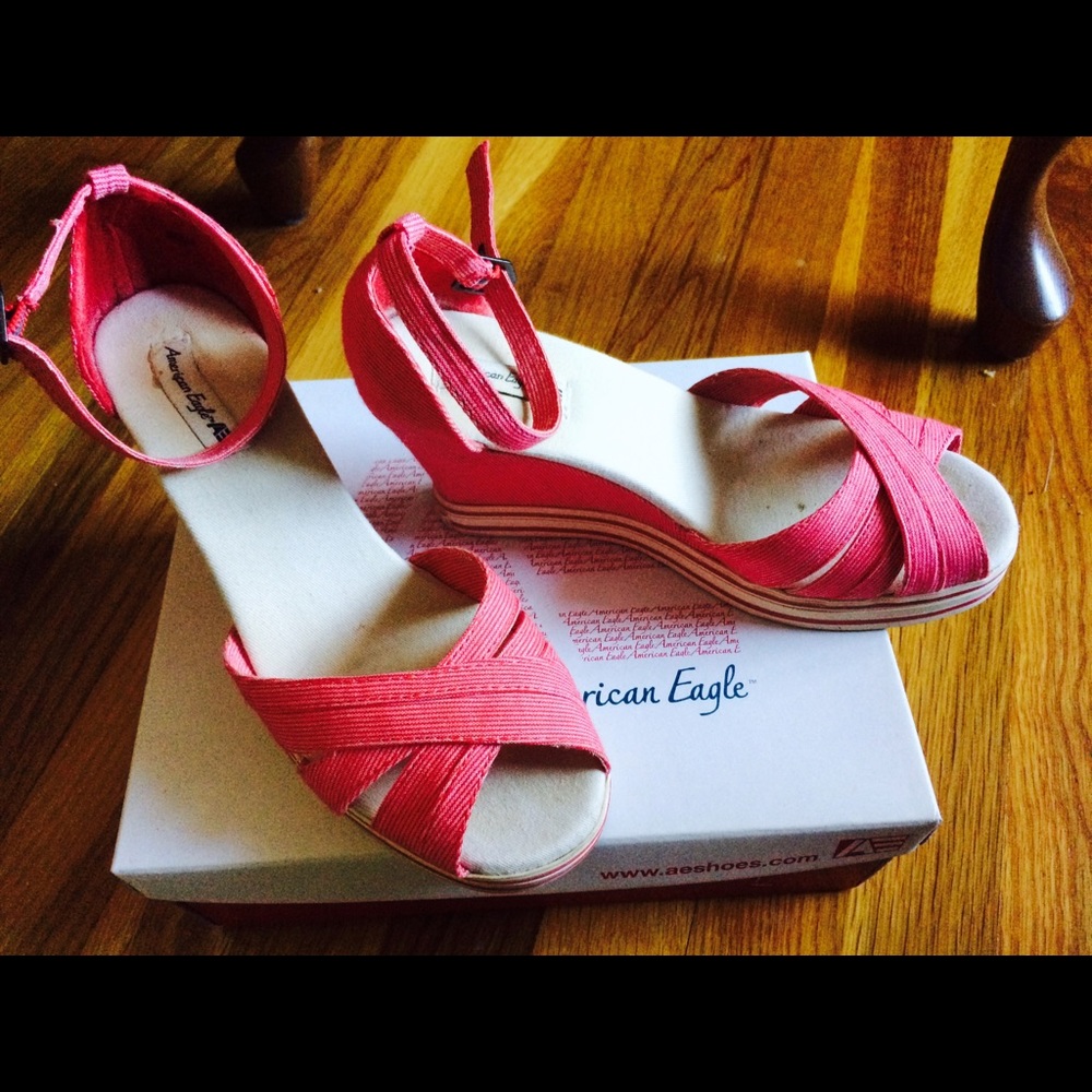 American Eagle espadrilles