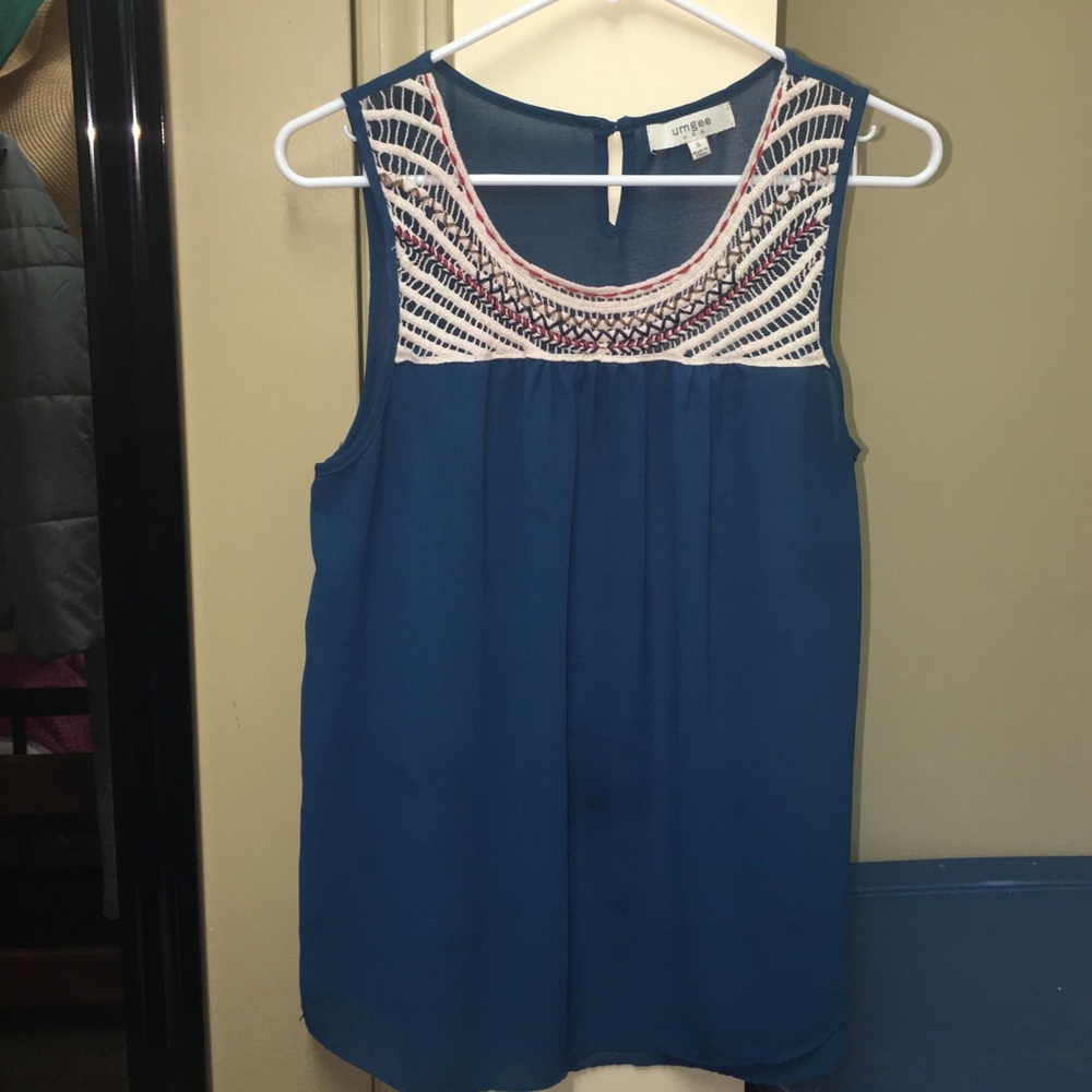 Navy Tanktop w/ Crochet Detailing