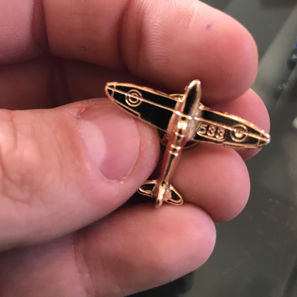 Gold Airplane Tie Pin or Lapel Pin