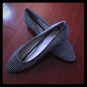 Mark. Stunning Flats