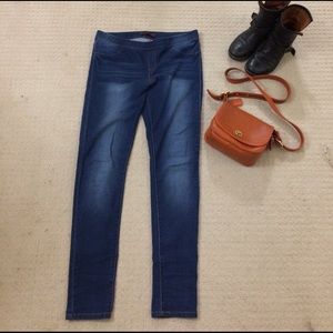 Perfect blue jeggins