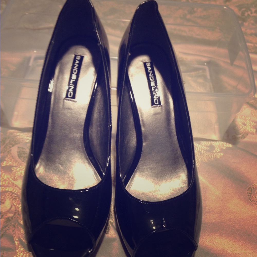 Women's size 9 BANDOLINO heel