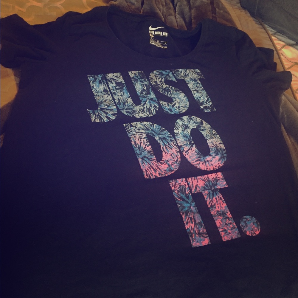 Nike t-shirt