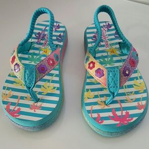 Girls Twinkle toes Sketchers Size 8